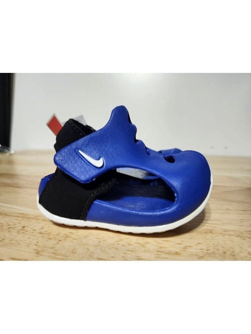 Royal blue 2c watershOes Nike